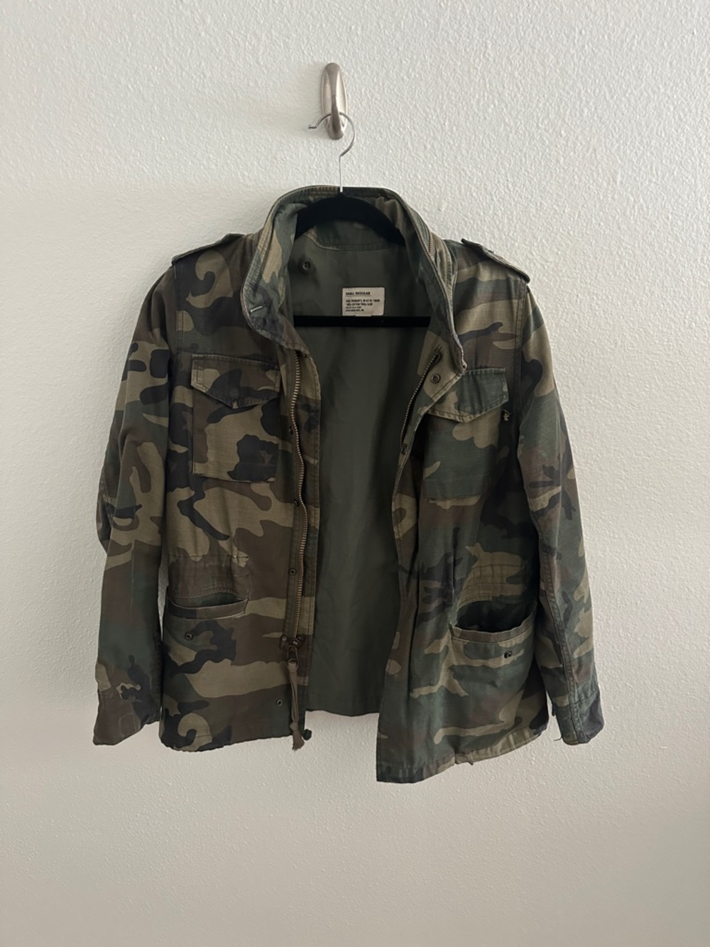 Alpha Industries Camo Jacket - Picture 2 of 6